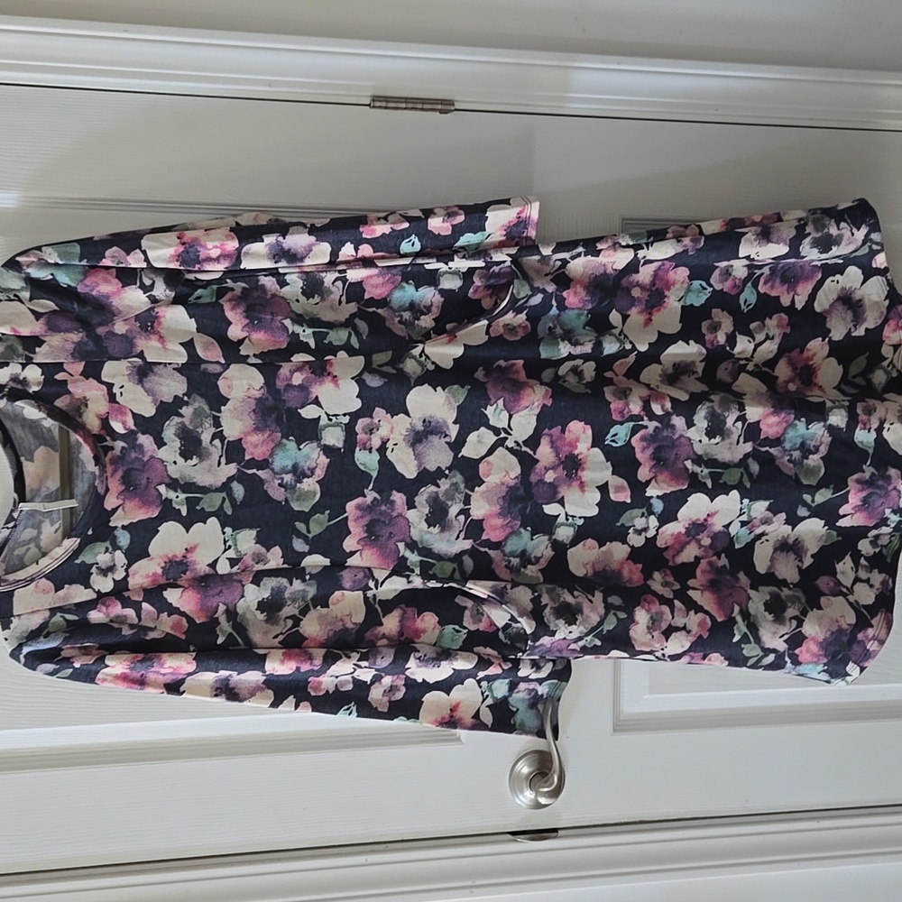 NWOT Elle Mara Soft Dress with Bateau Neckline Size Small  T5